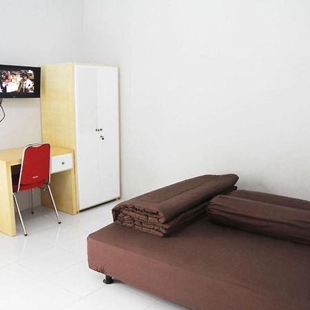 D'Paragon Dwikora Hotel Palembang Exterior photo